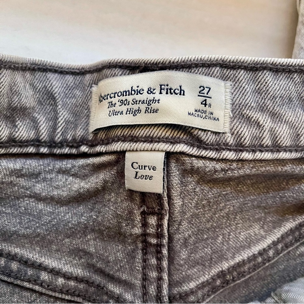 Abercrombie & Fitch The 90’s Straight Ultra High Rise Curve Love Charcoal Jeans - Picture 7 of 11